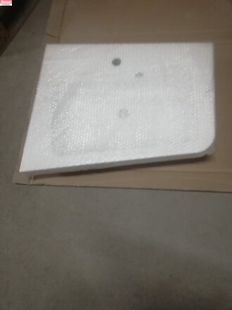 Umyvadlo 10° 650 L white s otvory 19,4 kg Umyvadlo 10° 650 L white s otvory 19,4 kg