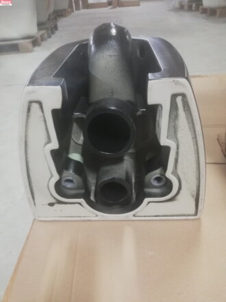  WC Uni Chrome RimOff, závěsný, černá, 26 kg